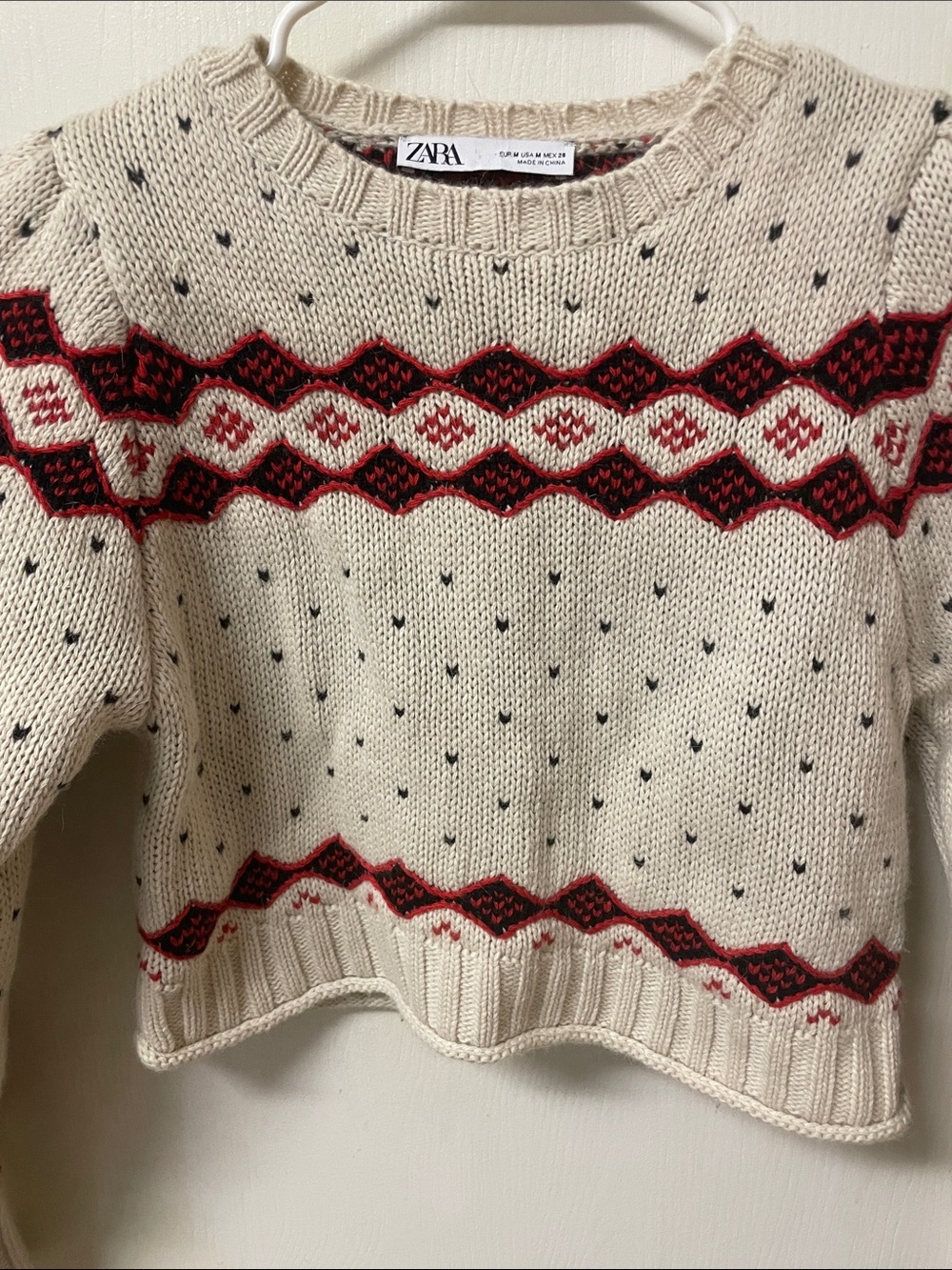 Zara Cream Crewneck Sweater with Red & Black Fair Isle Trim
